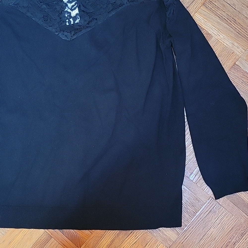 Lane Bryant Women's V-Neck Sweater with Lace Neckline Size 18/20 - Picture 7 of 9